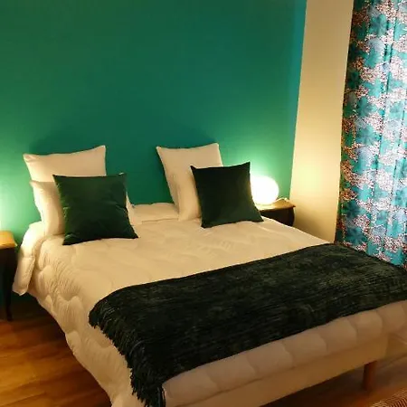 La Rochelle Et L'aunis 住宿加早餐酒店