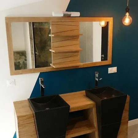 Bed & Breakfast La Rochelle Et L'aunis 4*