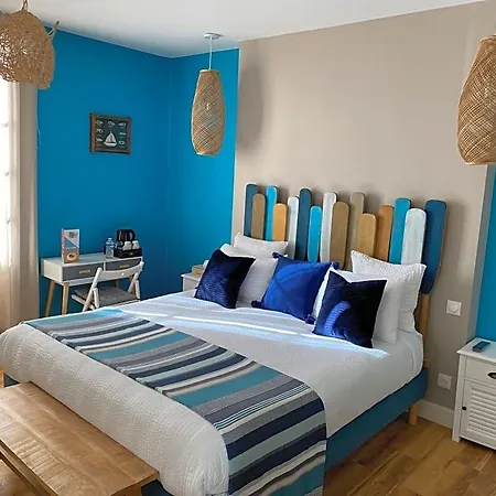 Couette-café La Rochelle Et L'aunis 4*
