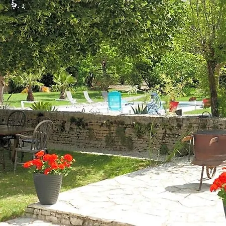 La Rochelle Et L'aunis Couette-café 4*