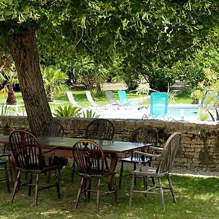 La Rochelle Et L'aunis Couette-café 4*